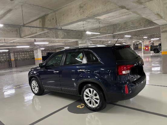 KIA SORENTO 2.4 16V GASOLINA EX 7L 4WD AUTOMÁTICO KIA SORENTO 2.4 16V GASOLINA EX 7L 4WD AUTOMÁTICO